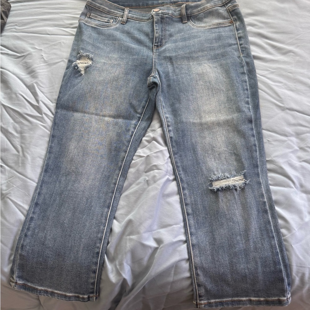 Soho Blue Straight Leg Cropped Jeans with Distressed Details